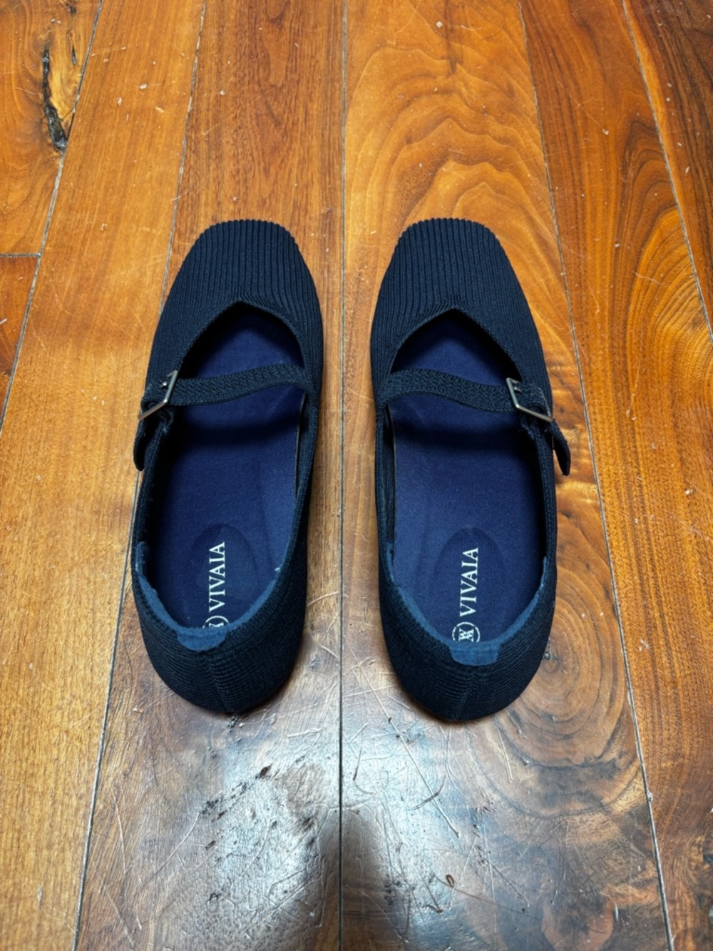 VIVAIA Square-Toe Margot Mary Janes in Navy 7.5 - Picture 5 of 10